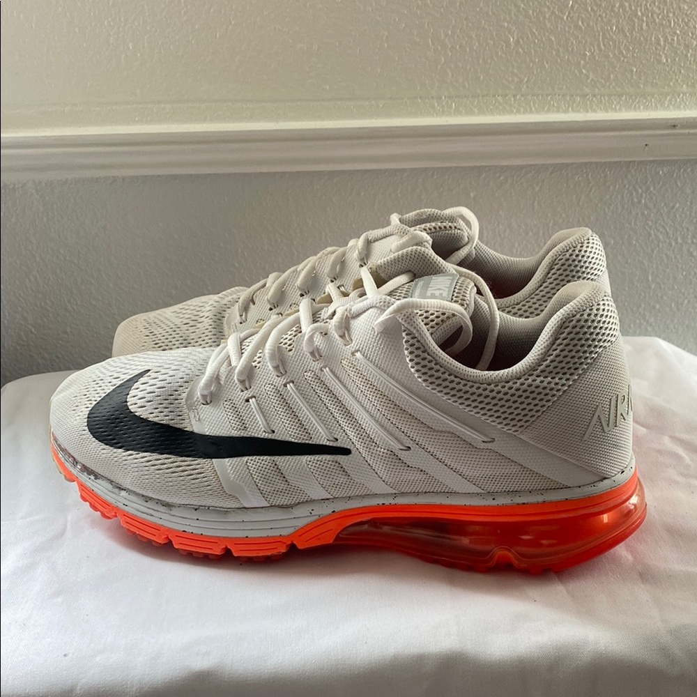 Nike Men's White and Orange AirMax Running Shoes